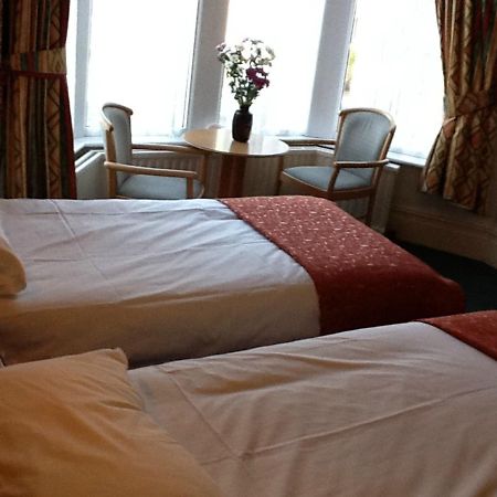 Penrhys Hotel Cardiff Ngoại thất bức ảnh