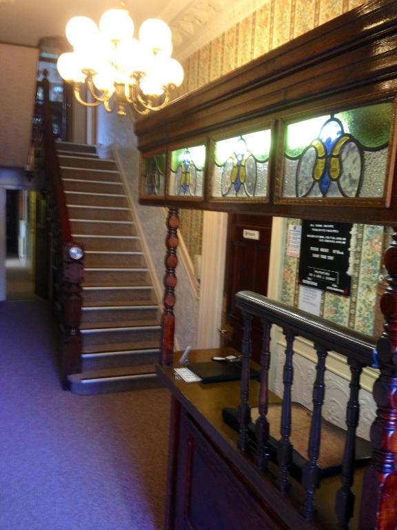 Penrhys Hotel Cardiff Ngoại thất bức ảnh